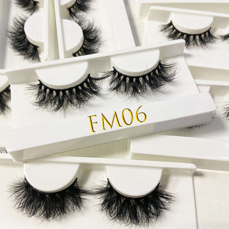 MIKIWI 18-20MM Fluffy Messy Lashes