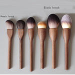 1Pcs Vintage Wood Handle Makeup Brush - Neshaí Fashion & More